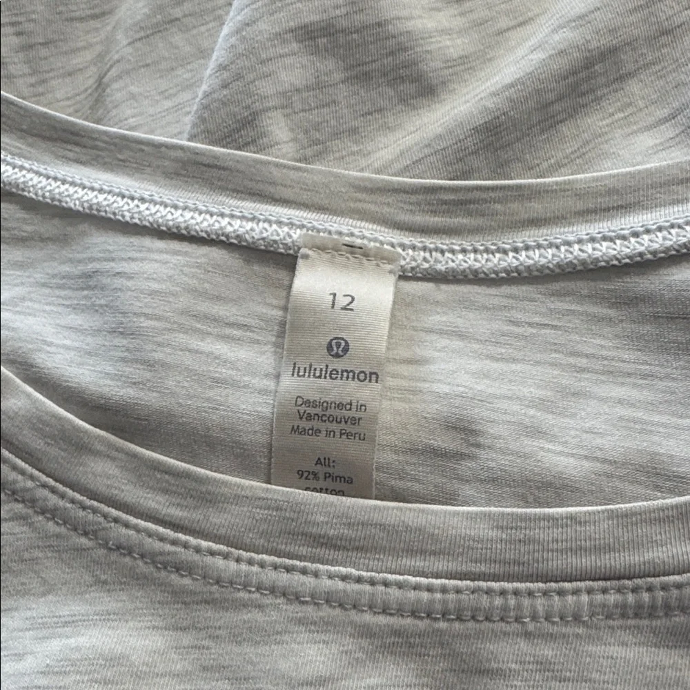 Lululemon‎ Emerald Long Sleeve